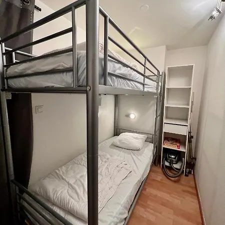 Appartement*** T2 + Pour 4 Personnes 公寓